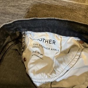 MOTHER JEANS 34 STUNNER ANKLE FRAY FRIDAY THE 13th